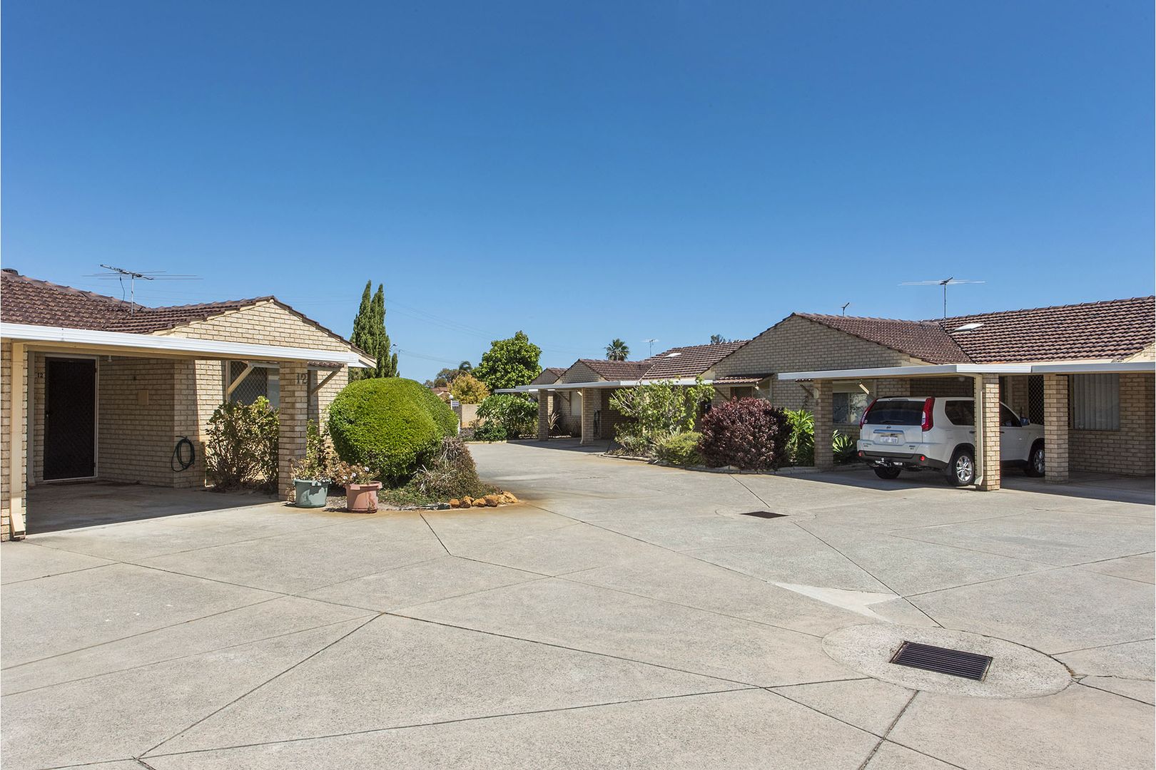 9/16 Hefron Street, Rockingham WA 6168, Image 1