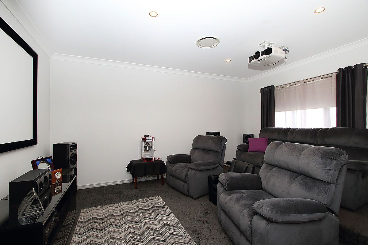 65 Cordeaux Crescent, Redbank Plains QLD 4301, Image 2