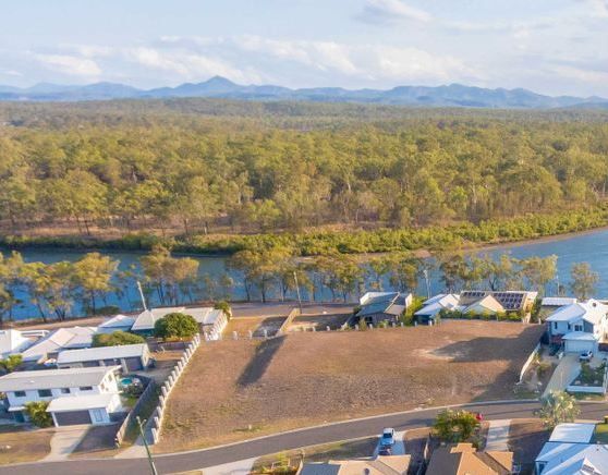 7 Richard Street, Boyne Island QLD 4680, Image 0