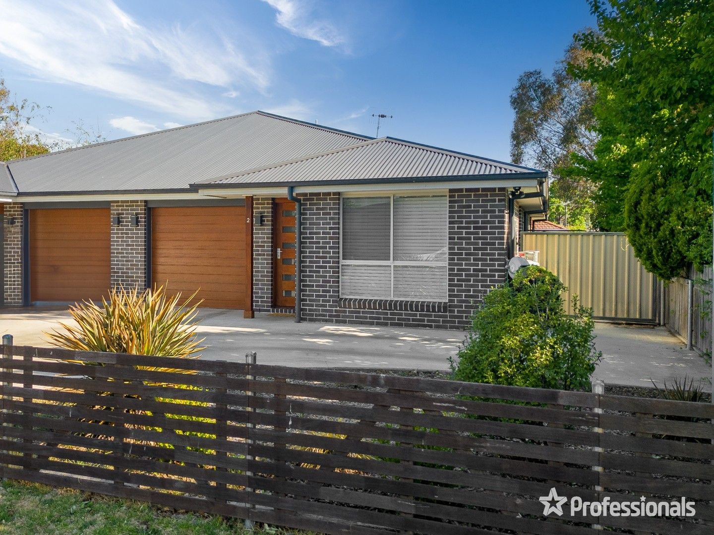 2/8 Enid Street, Armidale NSW 2350, Image 0