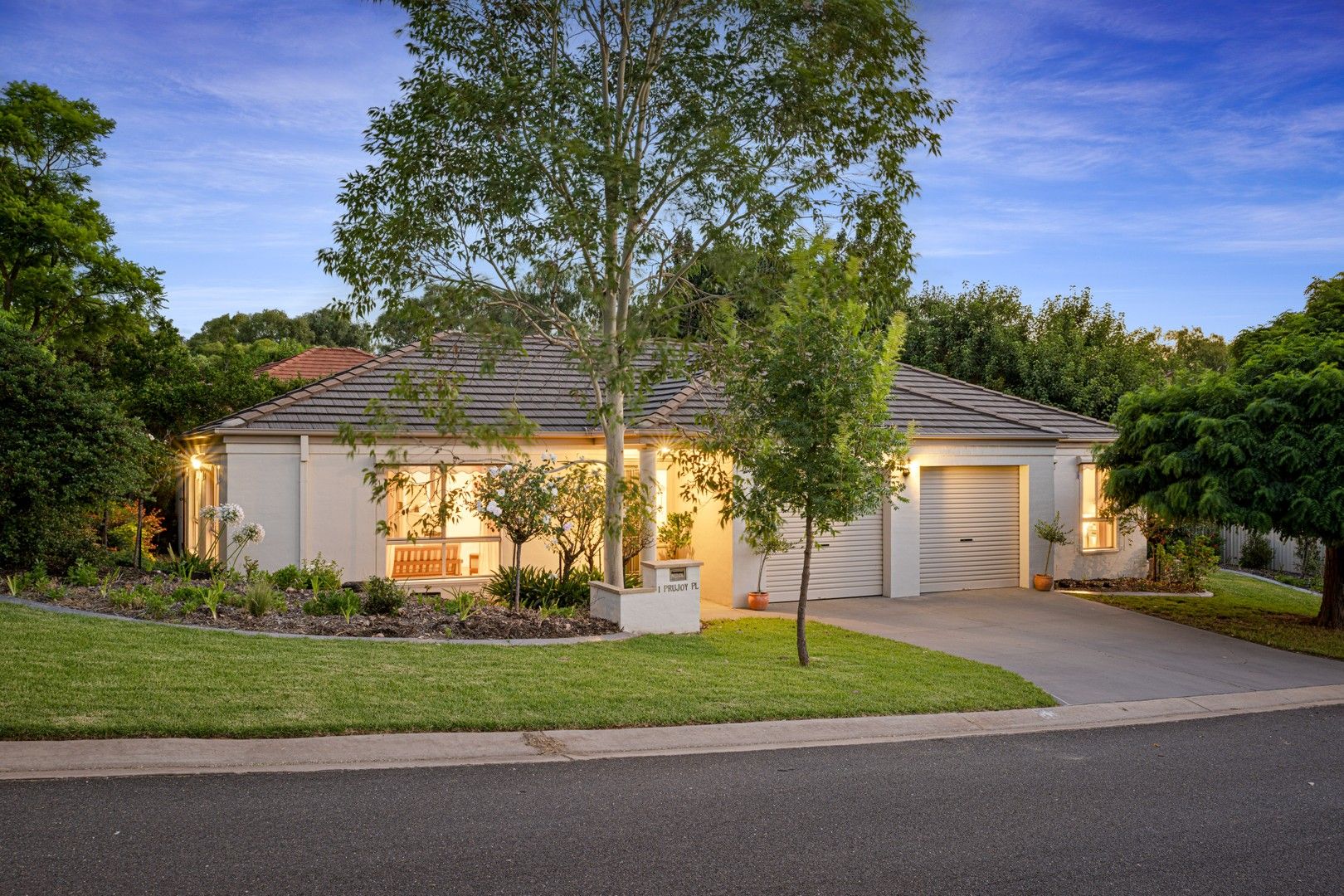 1 Prujoy Place, West Albury NSW 2640, Image 0