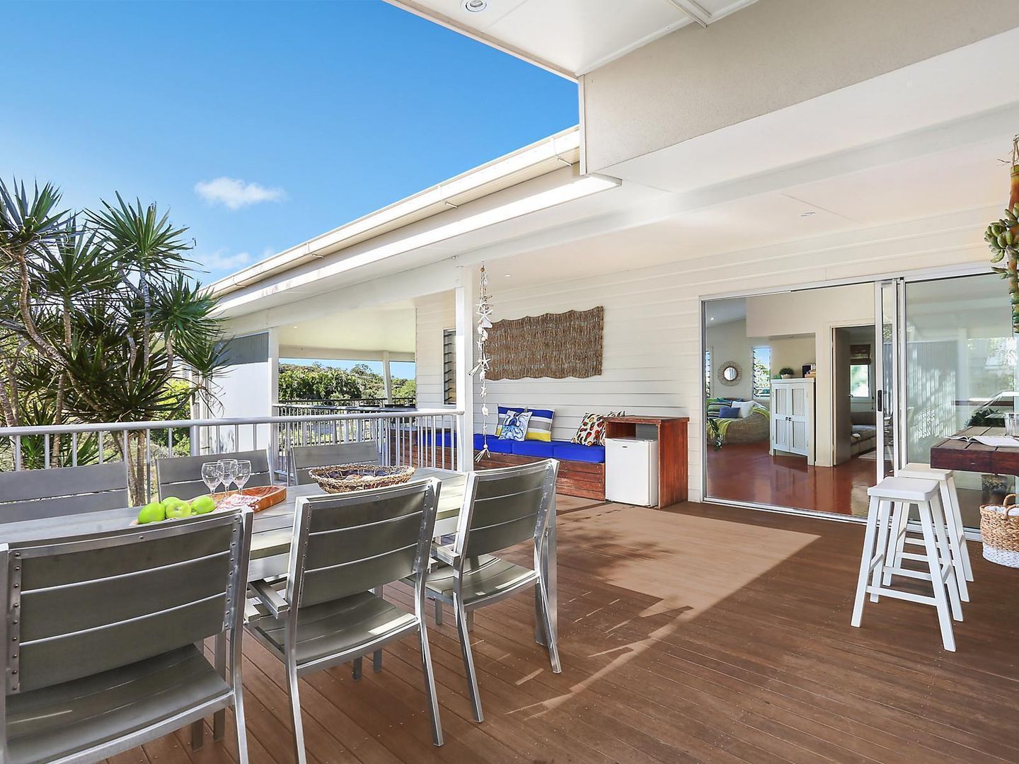 28 Antipodes Close, Castaways Beach QLD 4567, Image 2