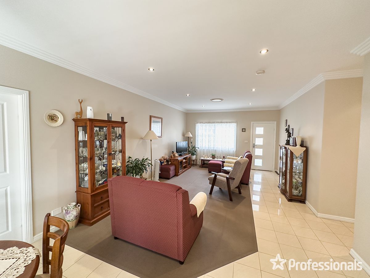 2/24 Banksia Street, Oxley Vale NSW 2340, Image 2