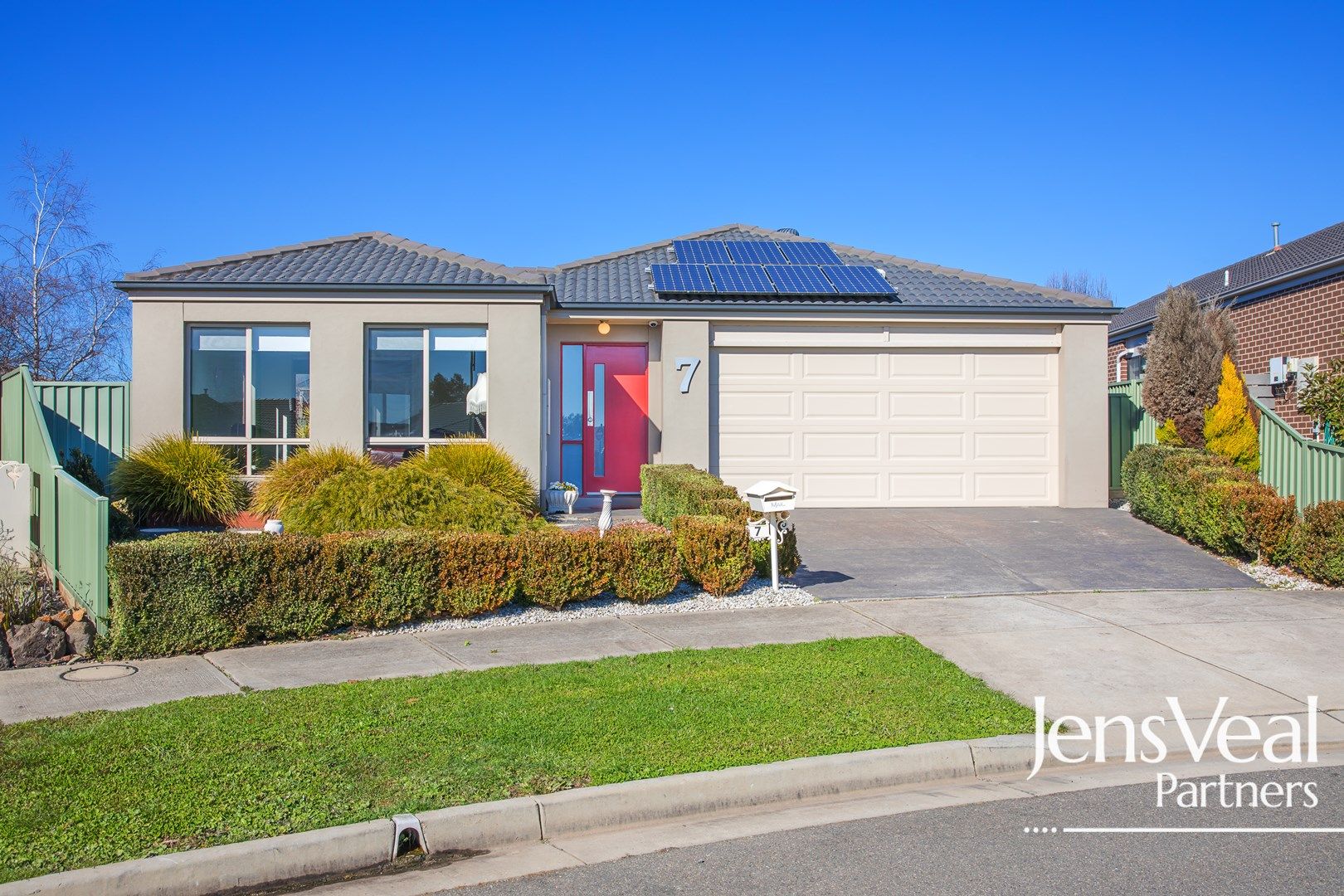 7 Waterside Close, Miners Rest VIC 3352, Image 0