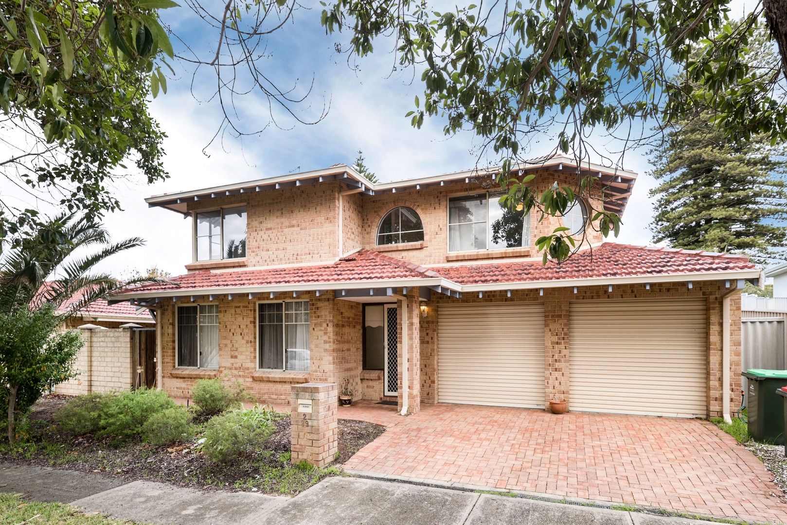 3 bedrooms House in 2/39 Boreham Street COTTESLOE WA, 6011