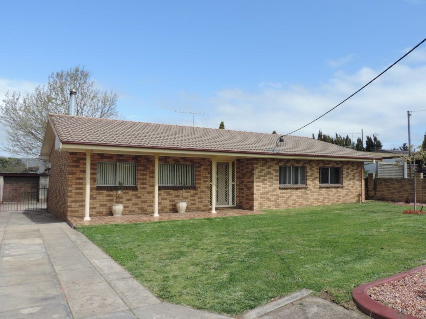 3 bedrooms House in 41 Taralga Road GOULBURN NSW, 2580