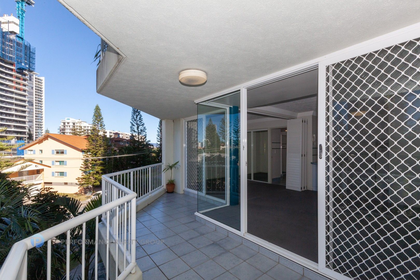 1 bedrooms Apartment / Unit / Flat in 10/13 Anne Avenue BROADBEACH QLD, 4218