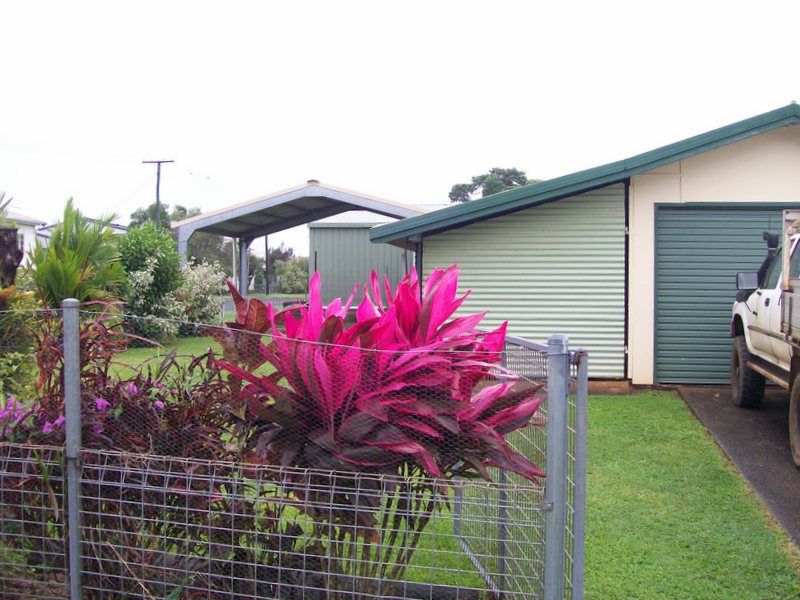 15 Meyer Ave, Wangan QLD 4871, Image 2