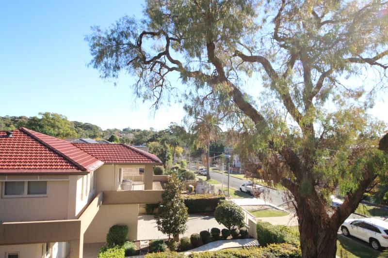 2 bedrooms Apartment / Unit / Flat in 8/267 Victoria Avenue CHATSWOOD NSW, 2067