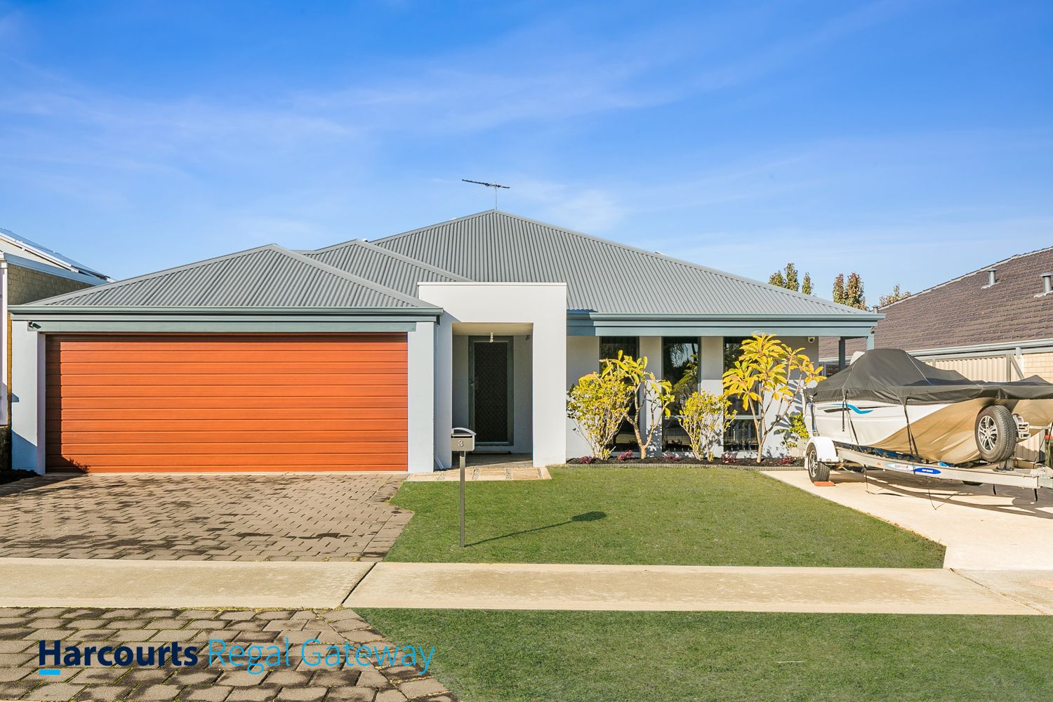 4 bedrooms House in 3 Patula Link AUBIN GROVE WA, 6164