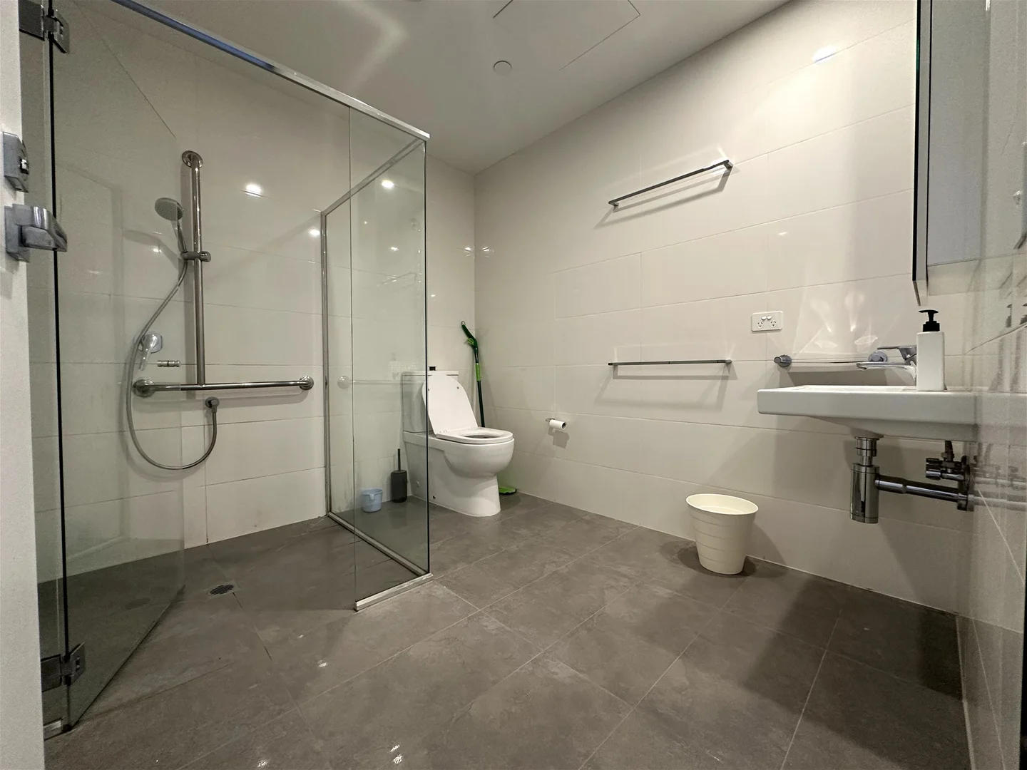 Additional image 7 of 1306/560 Lonsdale St, Melbourne VIC 3000