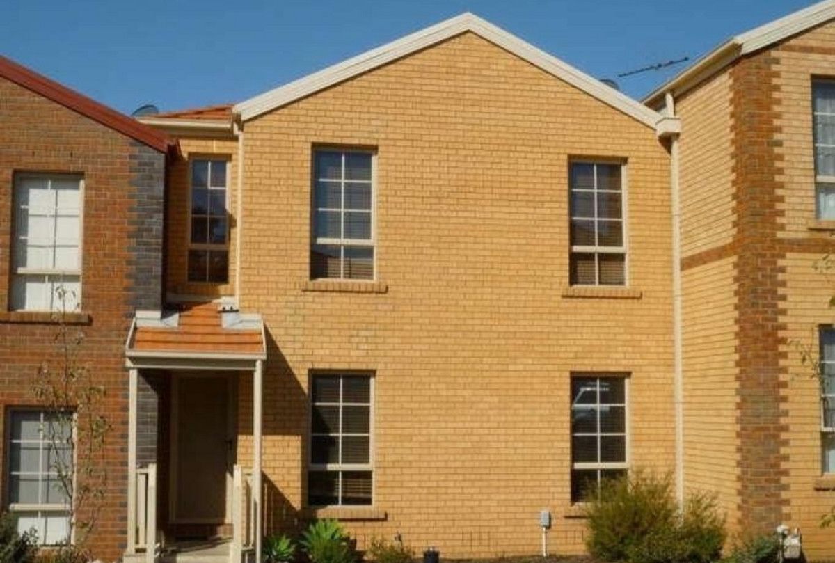 15/67 Ravenhill Boulevard, Roxburgh Park VIC 3064 Townhouse For Rent