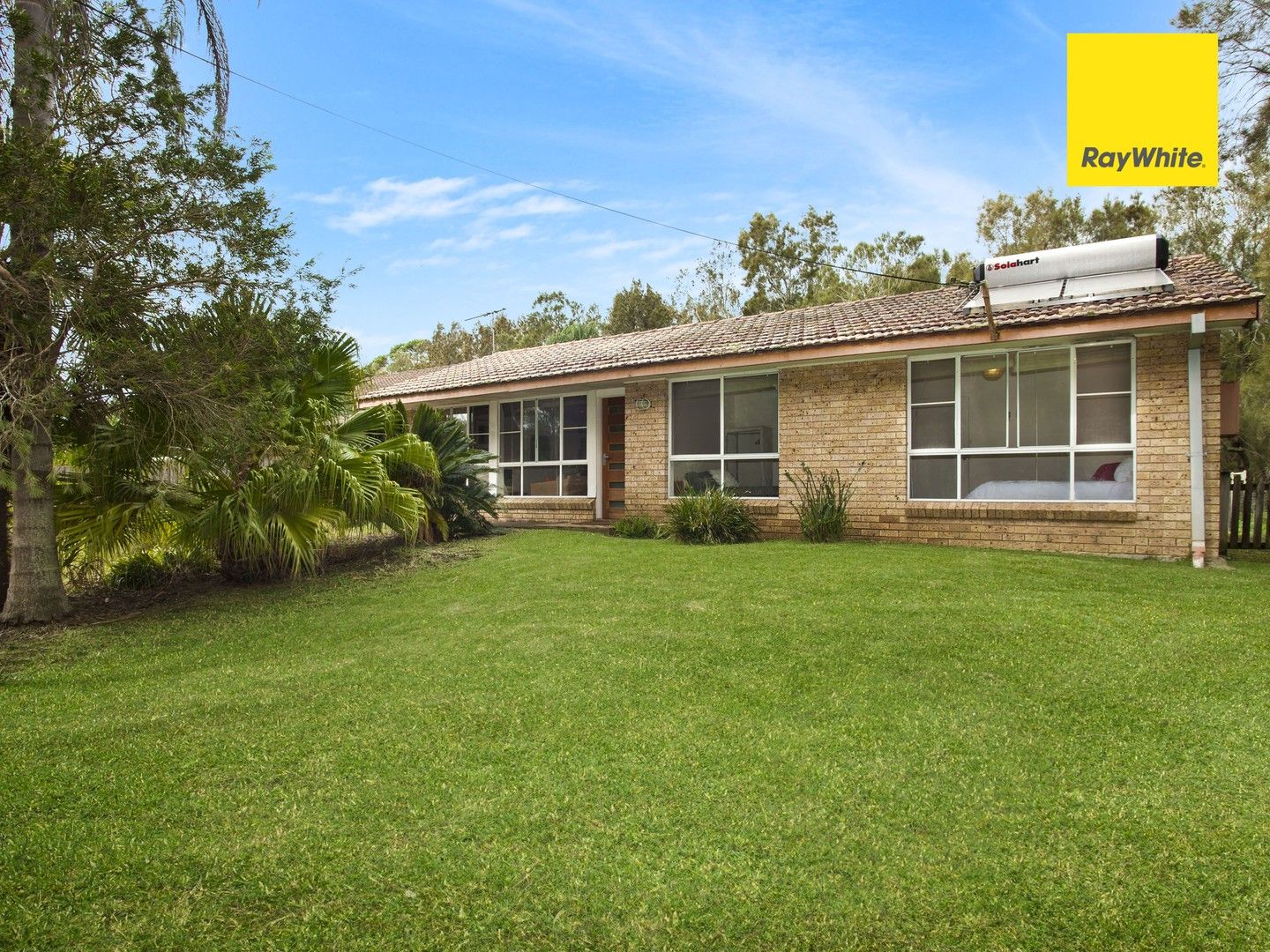 3 bedrooms House in 52 Liverpool Street BUNDEENA NSW, 2230