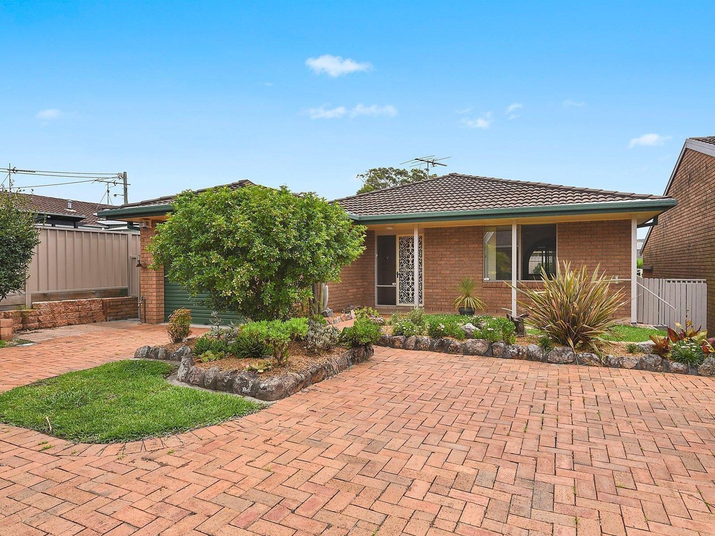 7 Palm Court, Warners Bay NSW 2282, Image 0