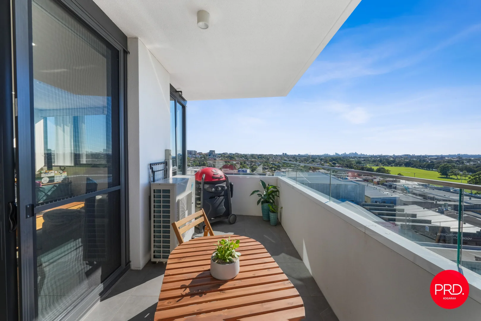 Additional image 3 of 901/15 Garrigarrang Avenue, Kogarah NSW 2217