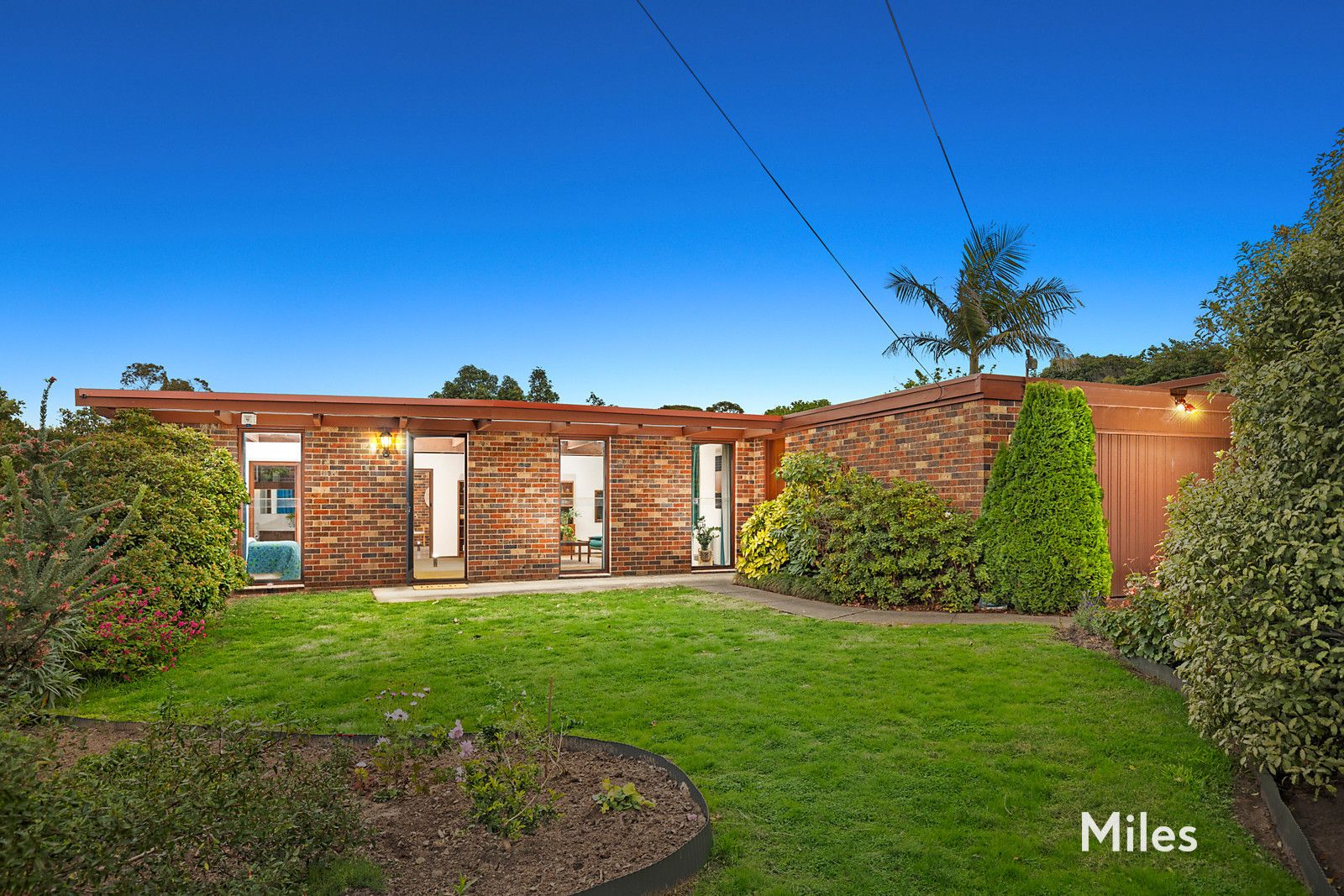 11 Eugene Street, Viewbank VIC 3084, Image 0