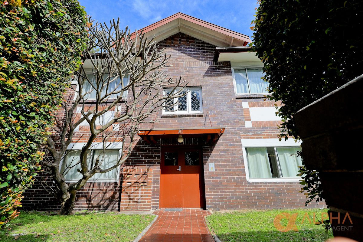 2 bedrooms Apartment / Unit / Flat in 2/81 Todman Ave KENSINGTON NSW, 2033