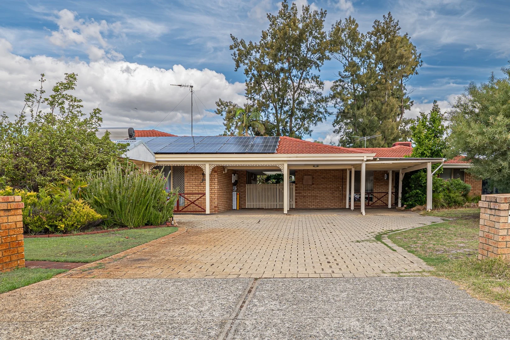 Primary image of 13 Glenarber Way, Willetton WA 6155