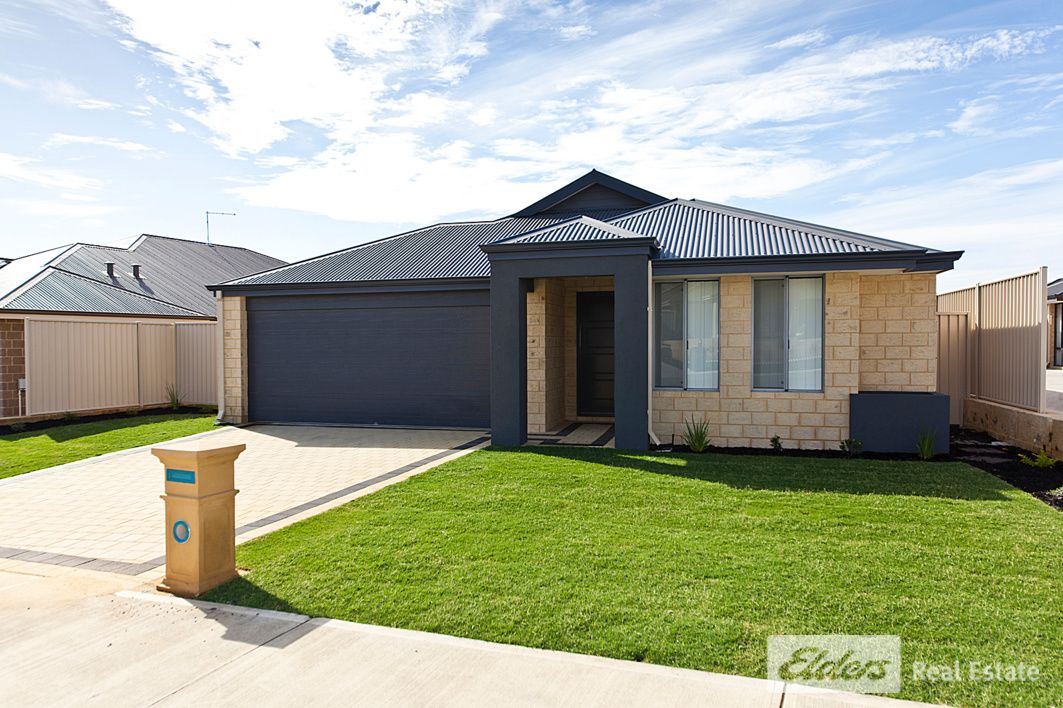 4 bedrooms House in 17 Oakwell Street BALDIVIS WA, 6171