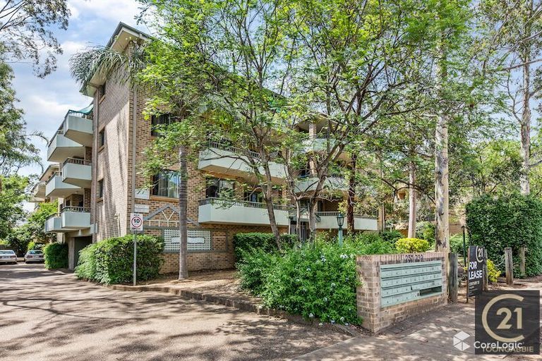 23/237239 Targo Road, Toongabbie NSW 2146 Apartment For Rent Domain