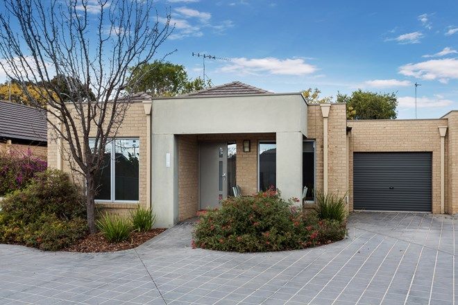 Picture of 2/7A Curtin Street, FLORA HILL VIC 3550