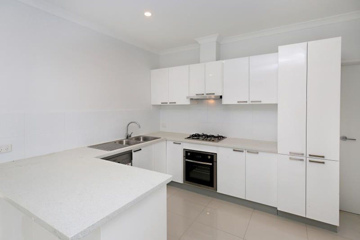 8/39 William Street, Greensborough VIC 3088, Image 1