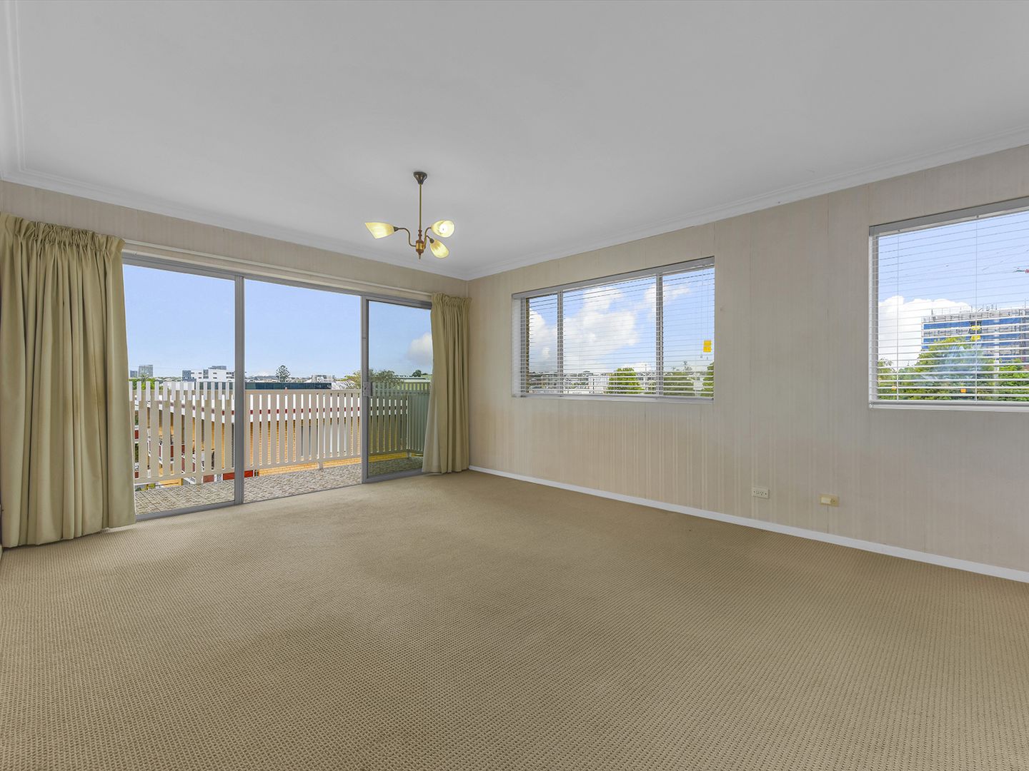 12/8 Regina Street, Greenslopes QLD 4120, Image 2