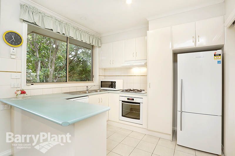 2/24 Tate Avenue, Wantirna South VIC 3152, Image 2