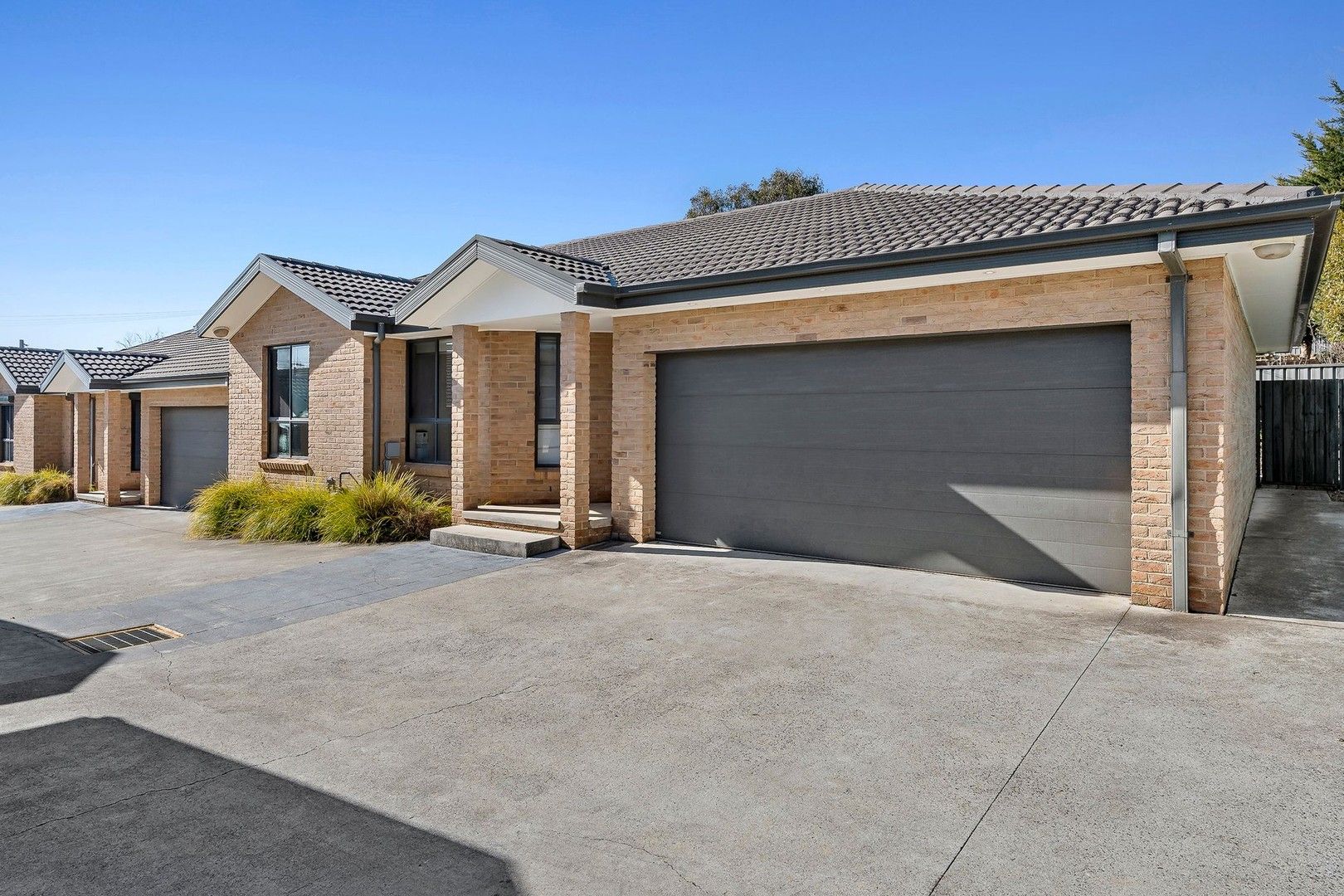 3/8 Ernest Street, Queanbeyan NSW 2620 Townhouse For Rent Domain