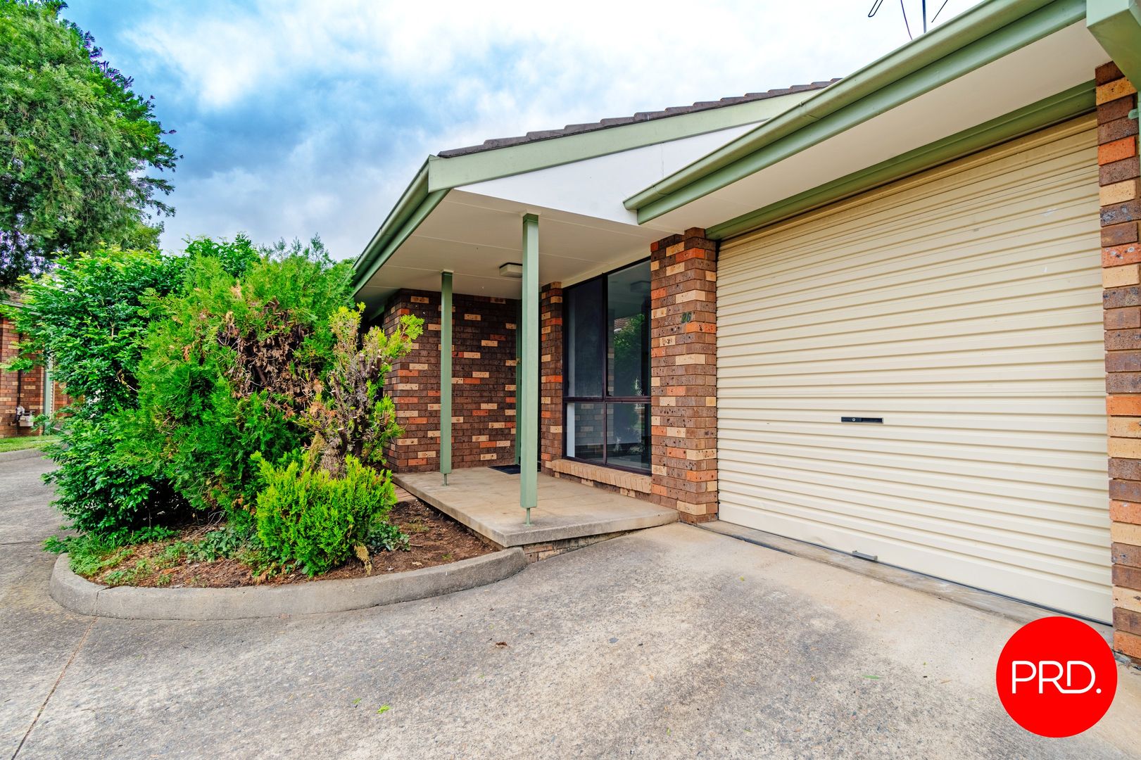 26/16 Bensley Road, Macquarie Fields NSW 2564 Villa For Rent 450