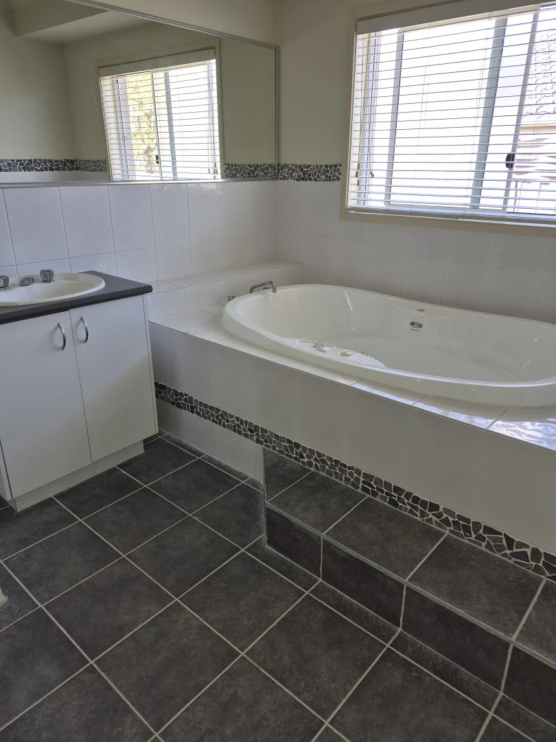 Additional image 2 of 37 Longwood Drive, Mornington VIC 3931