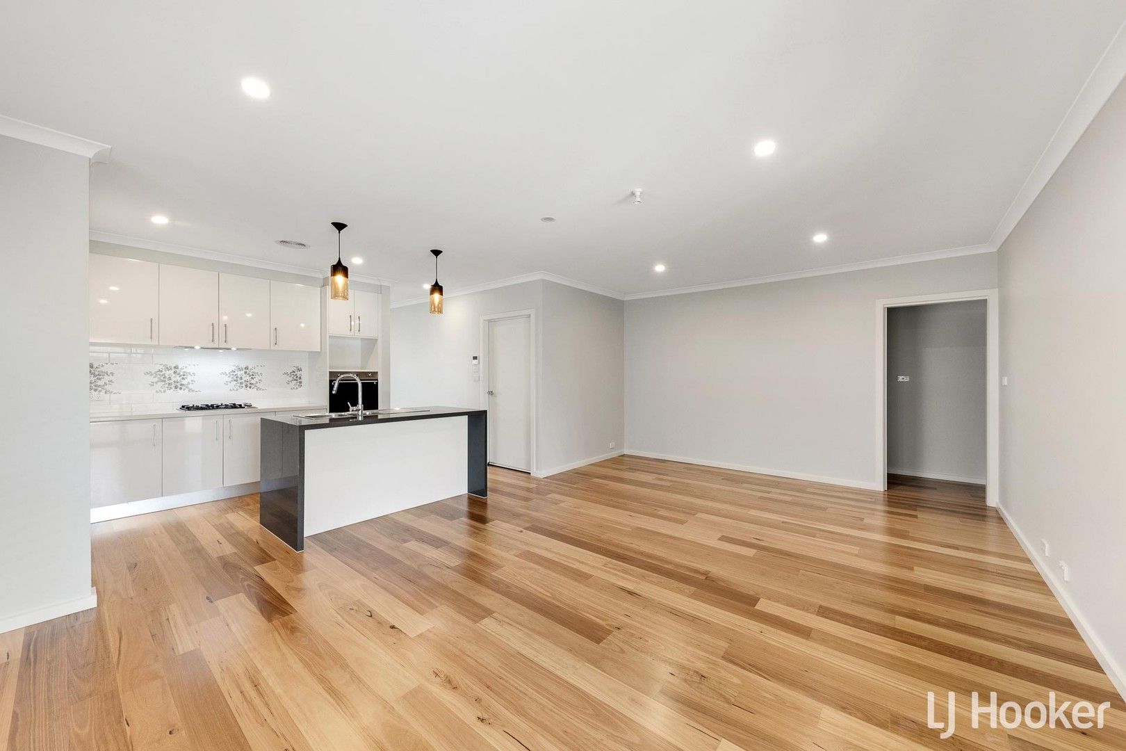 4 bedrooms House in 15 Potoroo Street THROSBY ACT, 2914