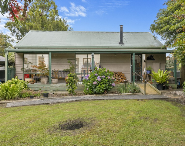 10 Mill Street, Toora VIC 3962