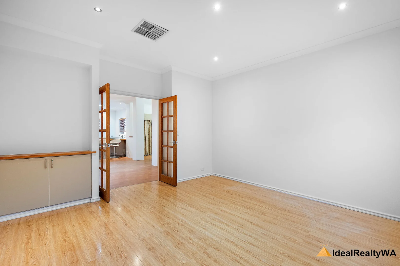 Additional image 18 of 4 Satinwood Court, Thornlie WA 6108