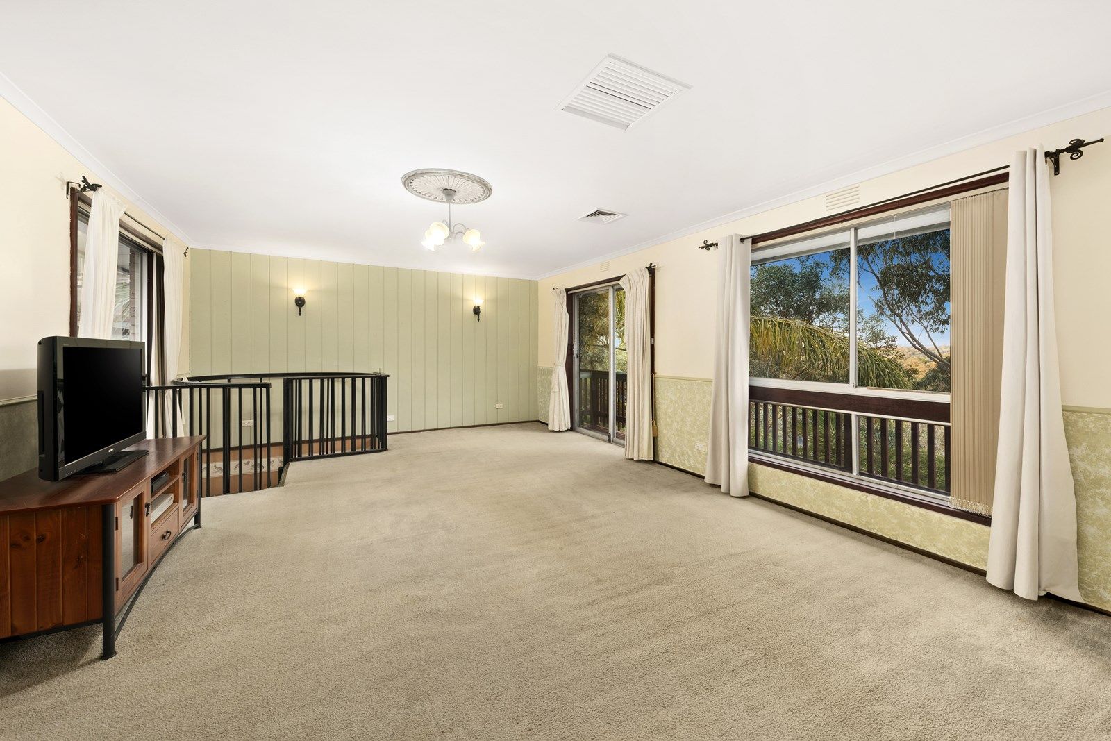 105 Glen Park Road, Eltham North VIC 3095, Image 1