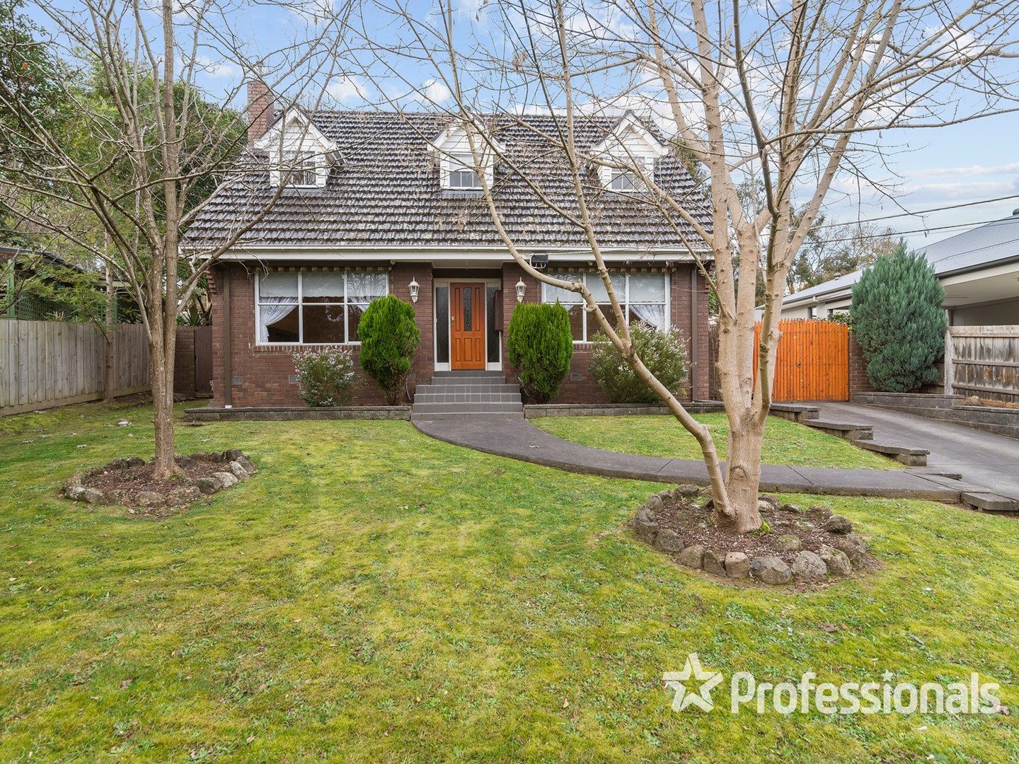 94 Rolling Hills Road, Chirnside Park VIC 3116, Image 0