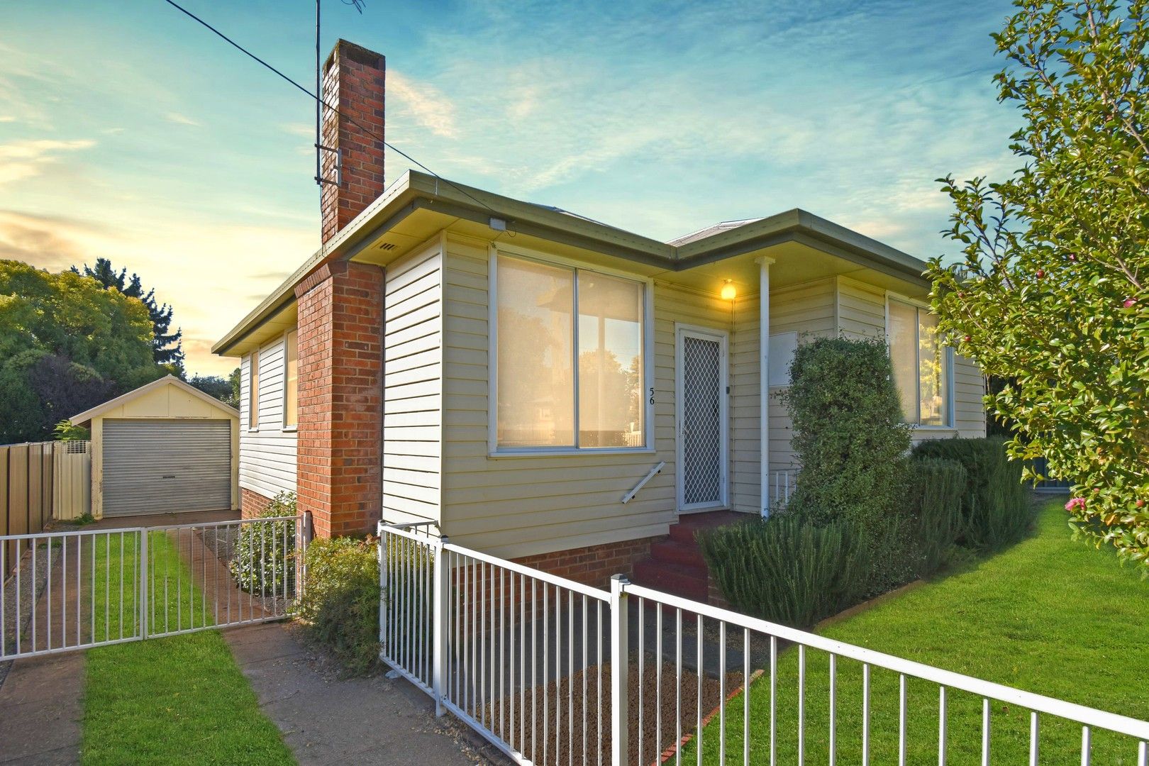 3 bedrooms House in 56 Glenroi Avenue ORANGE NSW, 2800