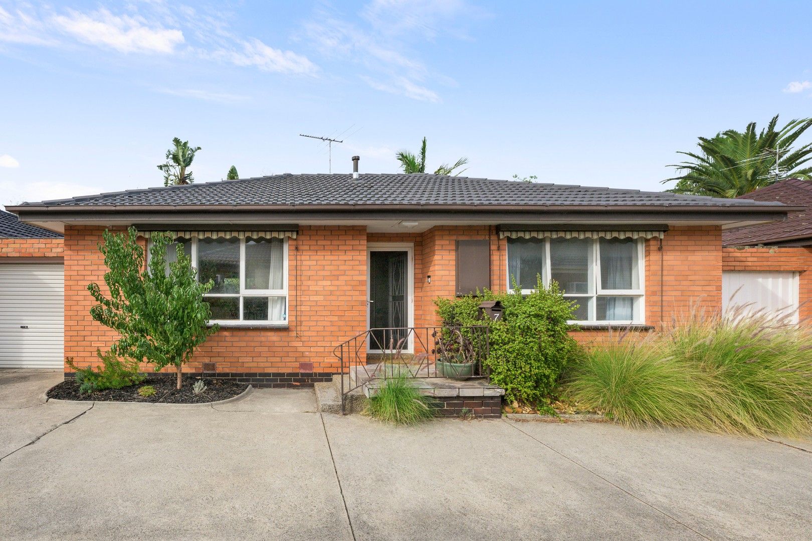 2 bedrooms Apartment / Unit / Flat in 7/464 Como Parade West MORDIALLOC VIC, 3195