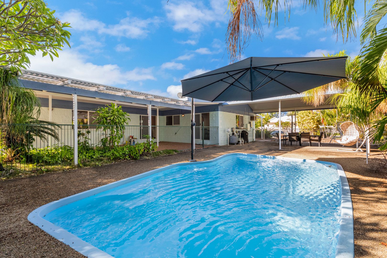 7 Jamaica Crescent, Bushland Beach QLD 4818, Image 2