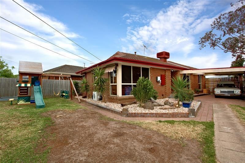 23 Clitheroe Drive, Wyndham Vale Property History & Address Research