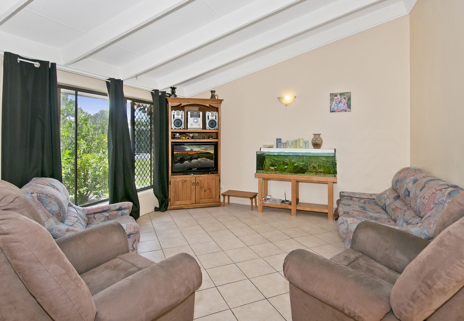 44 Parliament St, Bethania QLD 4205, Image 1