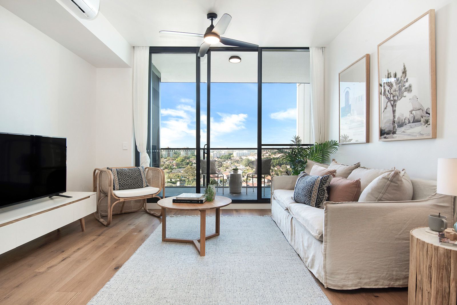 2 bedrooms Apartment / Unit / Flat in 1001/1 Link Road ZETLAND NSW, 2017