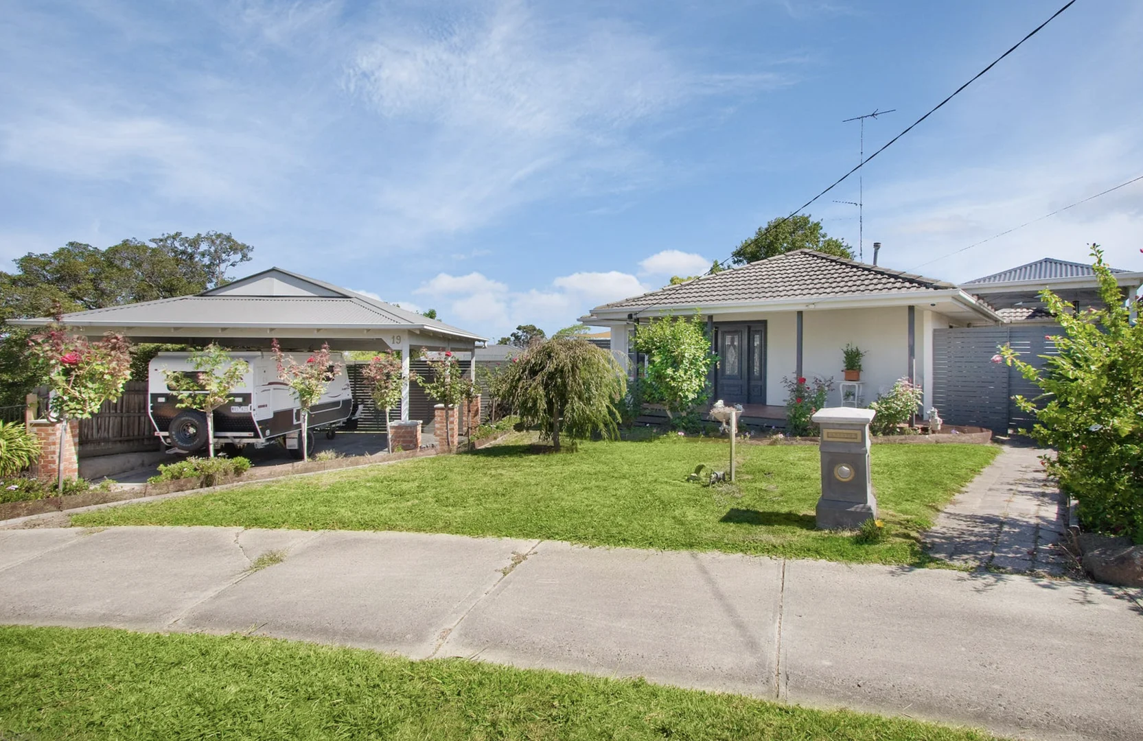 19 Leonard Court, Pakenham VIC 3810