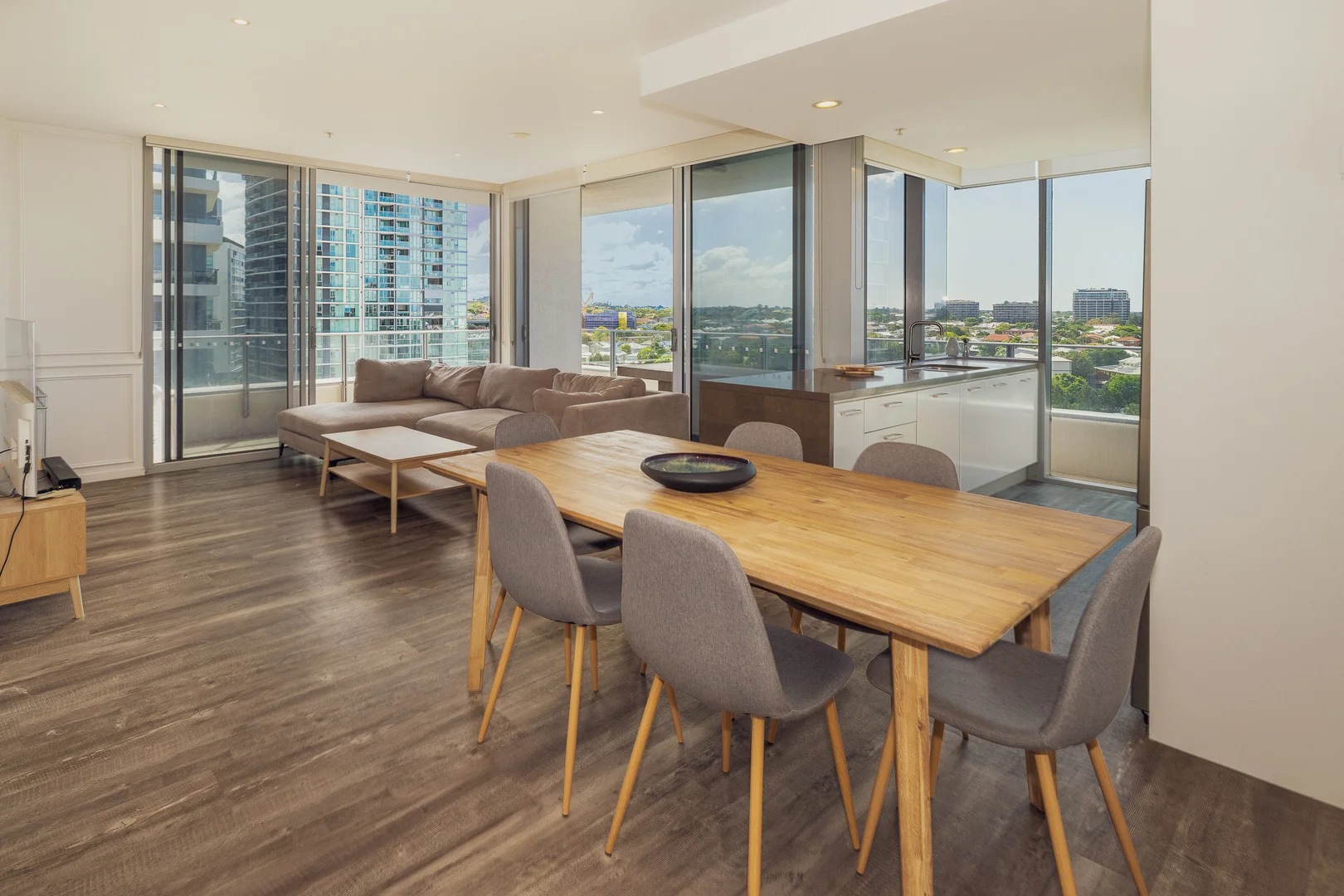 Additional image 2 of 4034/37C Harbour Road, Hamilton QLD 4007