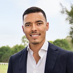 Leo Guzman, Sales representative