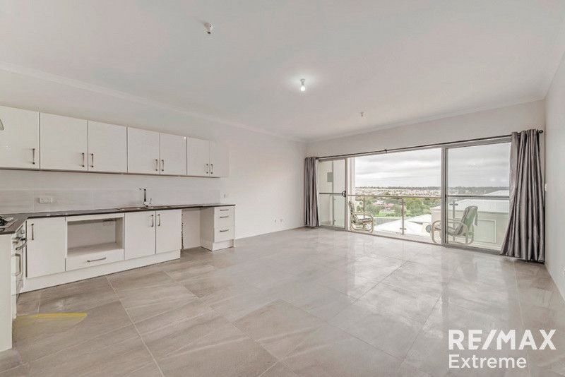 3 bedrooms Apartment / Unit / Flat in 1/8 Bouvard Walk CLARKSON WA, 6030