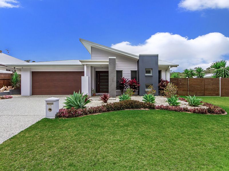 11 Stone Creek Drive, Upper Coomera Property History & Address