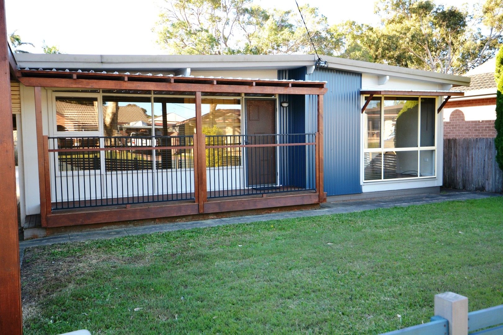 2 bedrooms House in 16 Fourth Ave TOUKLEY NSW, 2263