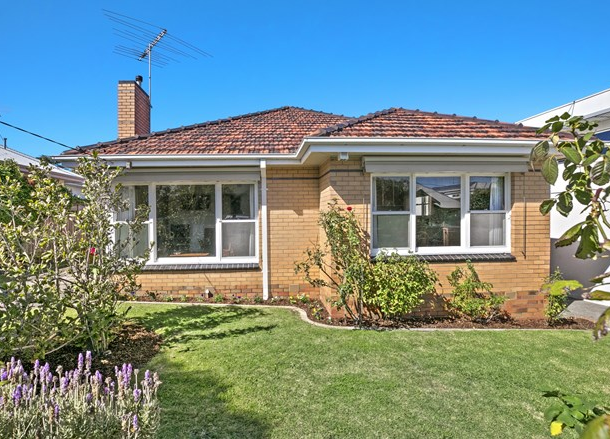 28 Stinton Avenue, Newtown VIC 3220