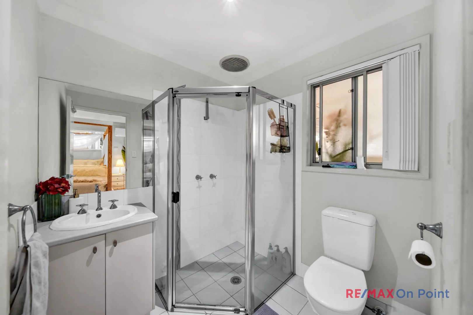 Additional image 11 of 8 Mooroondu Street, Coochiemudlo Island QLD 4184
